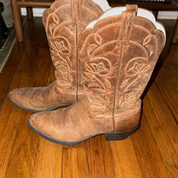 Ariant Cowgirl Boots - Picture 3 of 7